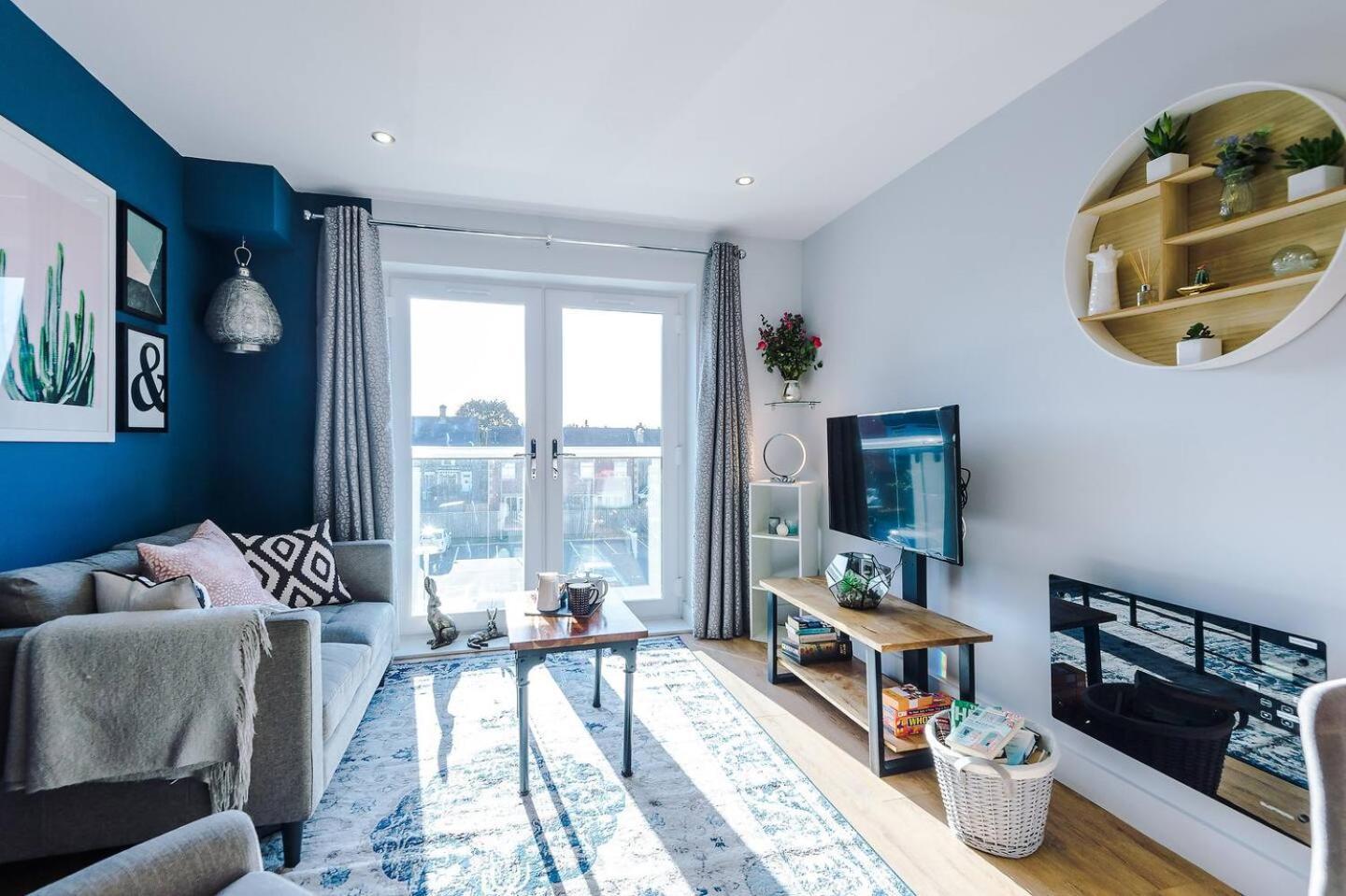 Stunning 2Bedroom 2Bathroom Apt With Parking Space شيفيلد المظهر الخارجي الصورة